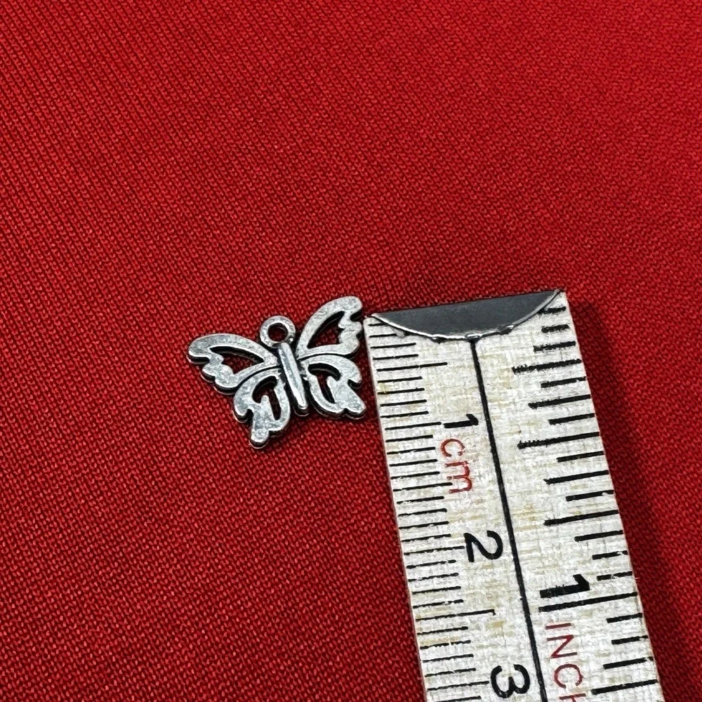 Silver Tone Butterfly Pendant Charm Hang‎ Tag